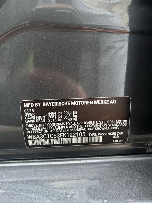 БМВ 328і F30 2015 рік