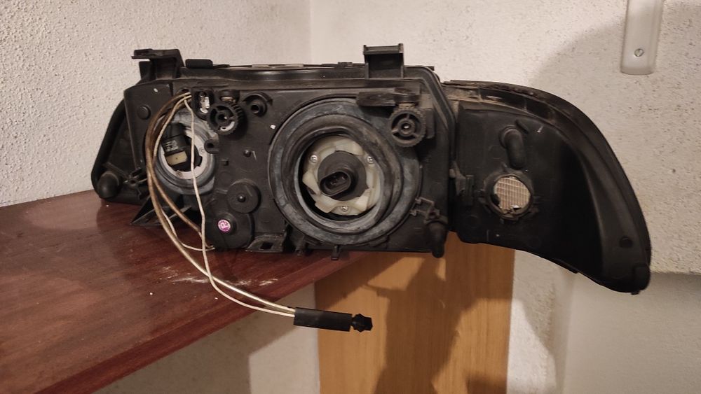 Ótica esquerda BMW E39