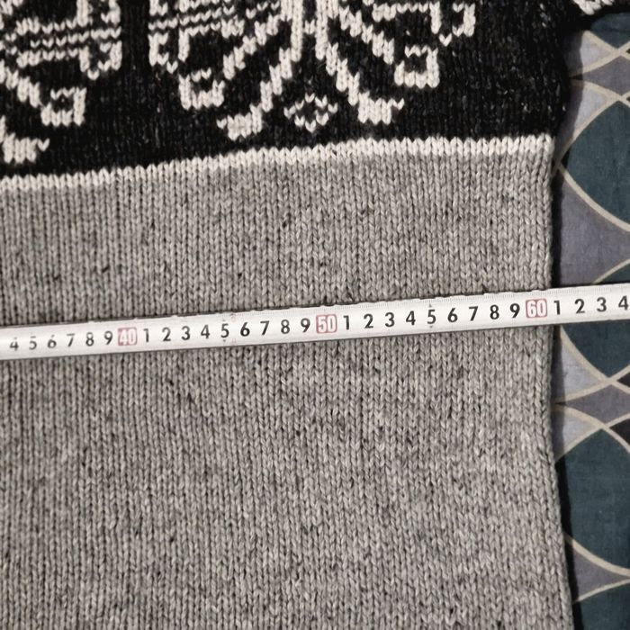 Camisola malha em lá nova xl
Xxl n 52-56
Pvp 39 eur
Para desocupar