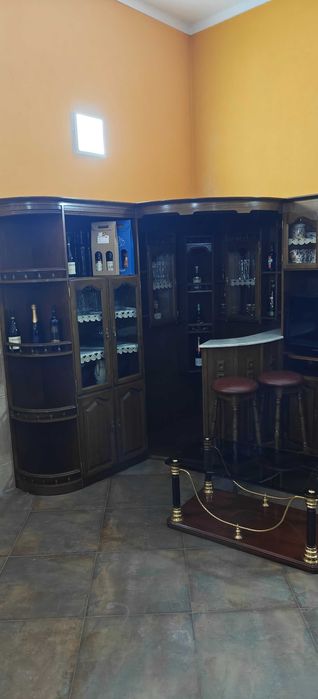 Móvel Bar em formato de canto