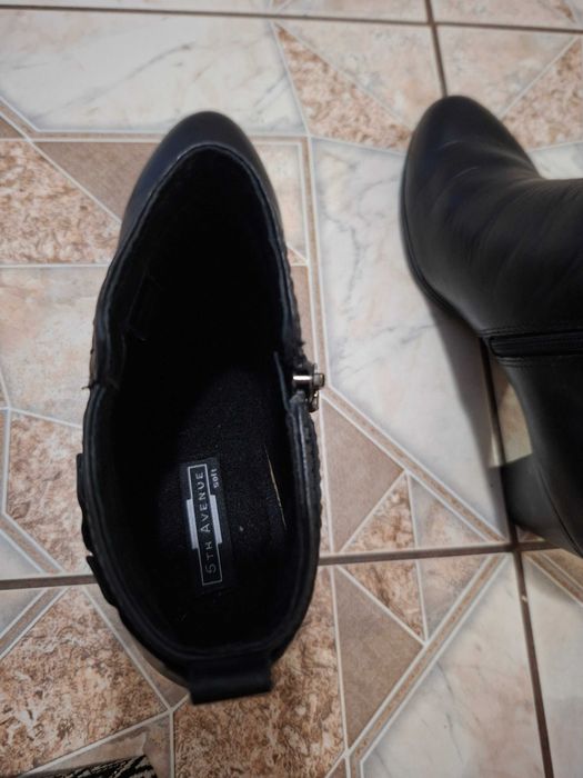 Buty botki ze skóry rozmiar 41