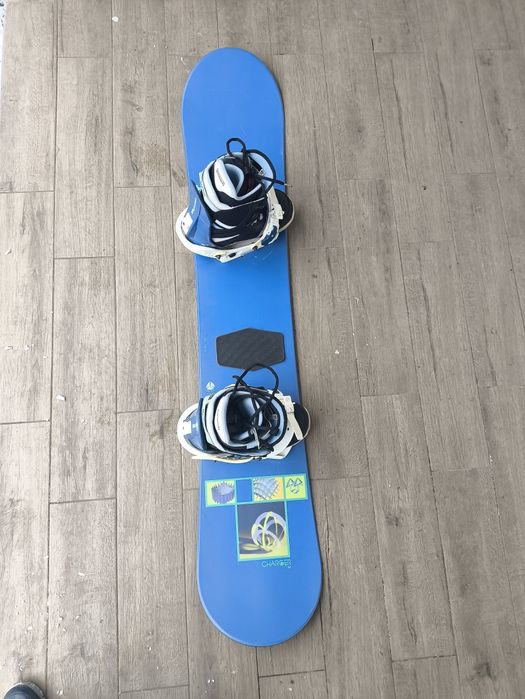 Deska snowboardowa Burton 153 cm z butami