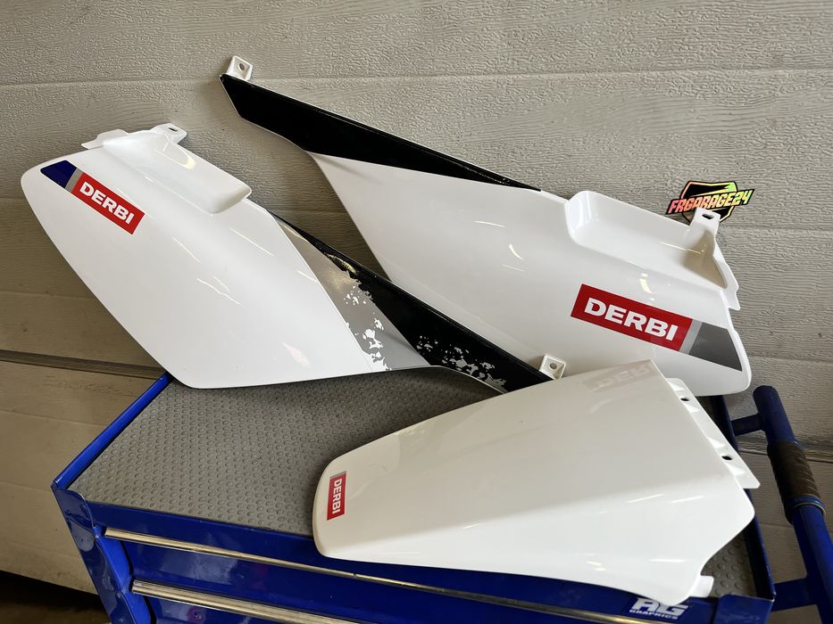 Zadupek derbi senda gilera owiewki ogon