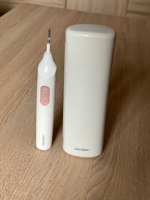Elektryczna szczoteczka JORDAN smile