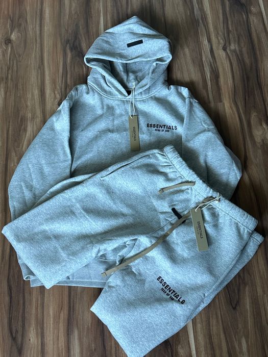 Dres essentials nowy z metką