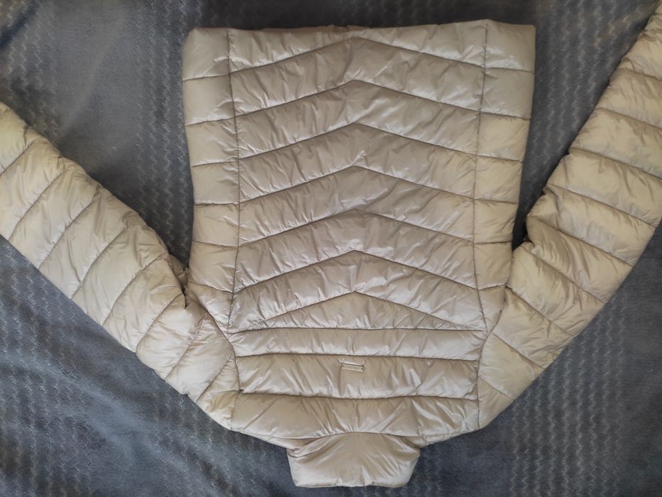 Nowa pikowana kurtka Mohito 36