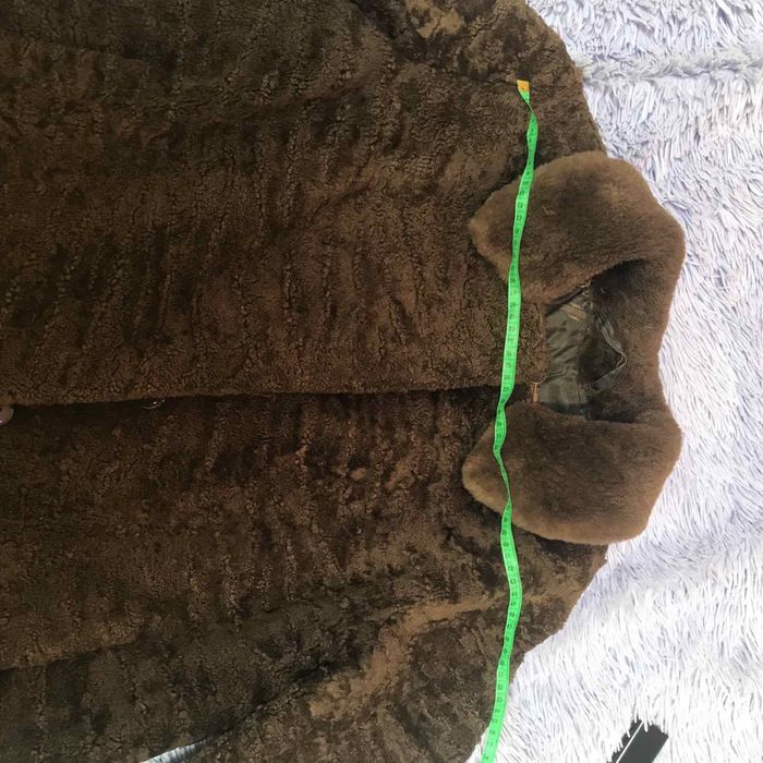 Полушубок натуральный/ цигейка под каракуль