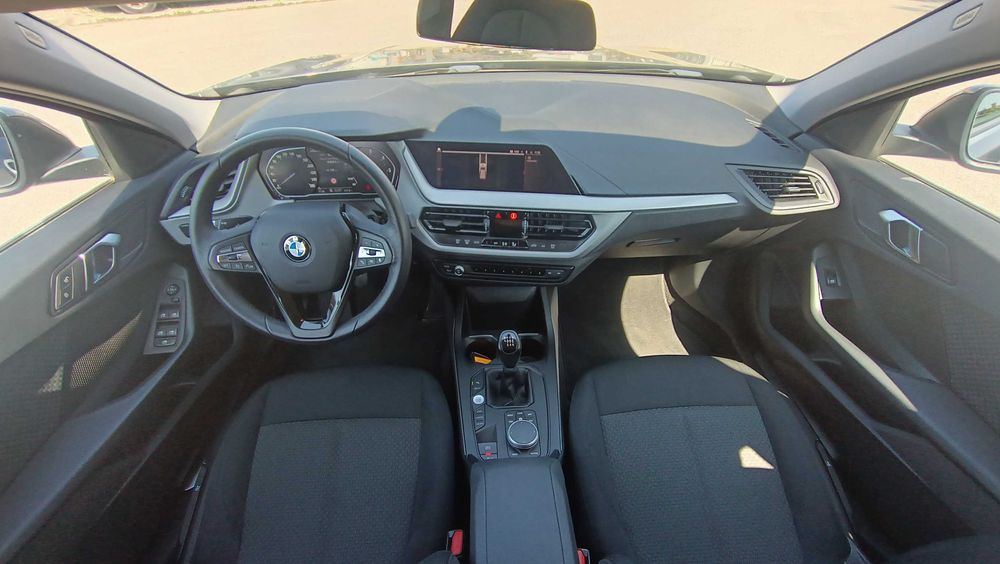 BMW 116d Advantage - Nacional - 2021/12