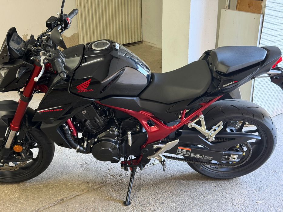 Honda hornet cb 750