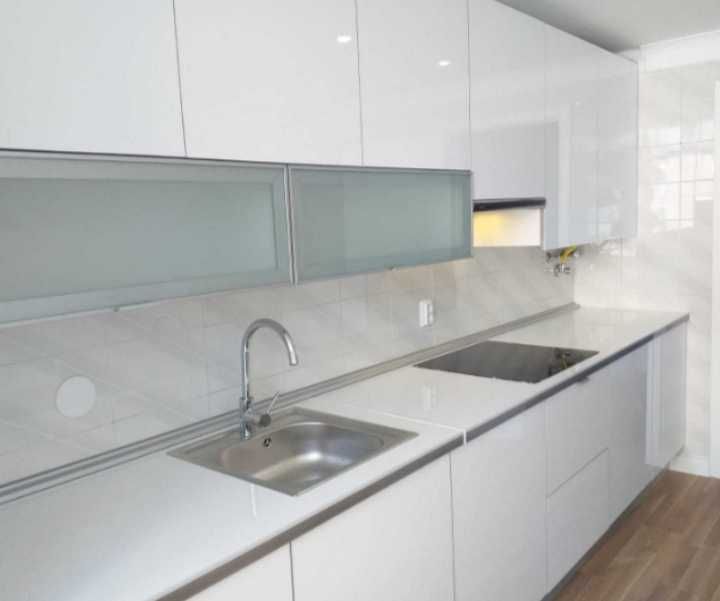 Mobiliario Cozinhas, Roupeiros Salas Wc. Aproveite!