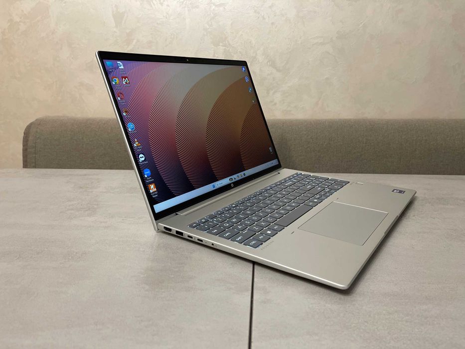 Ультрабук HP ProBook 460 G11, 16" FHD+ IPS, Ultra 5 125U, 16GB, 256GB