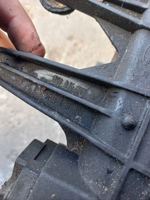 Intercooler chłodnica lewa audi a4 b7 1.8t turbo