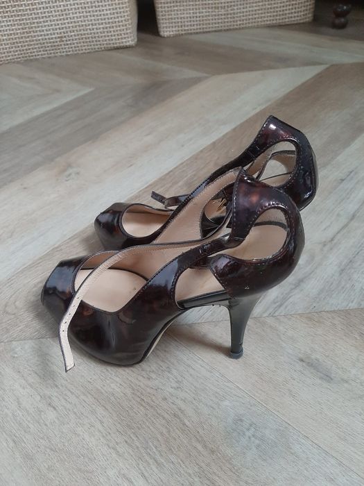 Sapatos novos Giuseppe zanoti