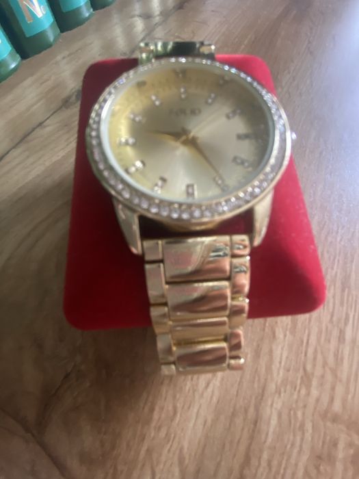 Zegarek Falio z bransoletką