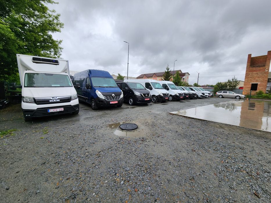 Продаж СВІЖОПРИГНАНИХ вантажних і пасажирських бусів