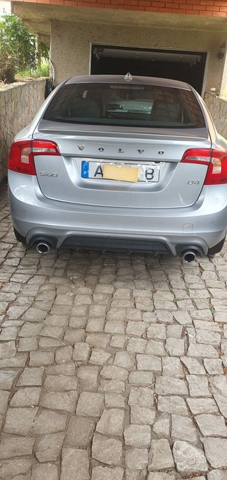 Volvo S60 D4 R. Design Momentun Geartronic