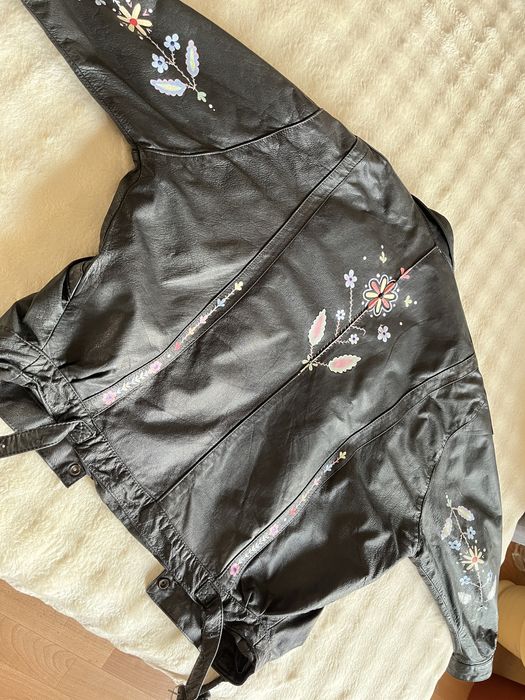 Вінтажна шкіряна куртка