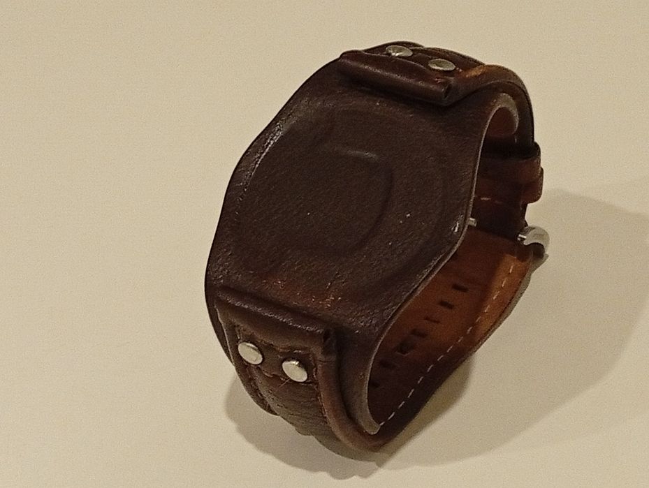 Bracelete "Fossil" couro
