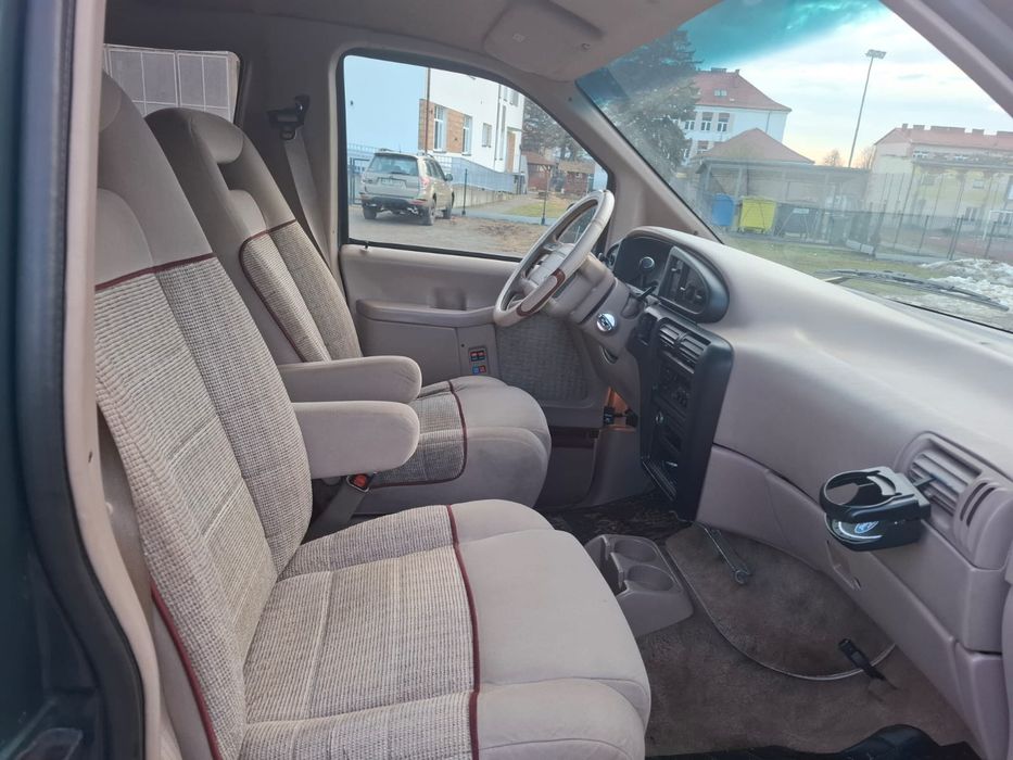 Ford Aerostar 3.0 V6