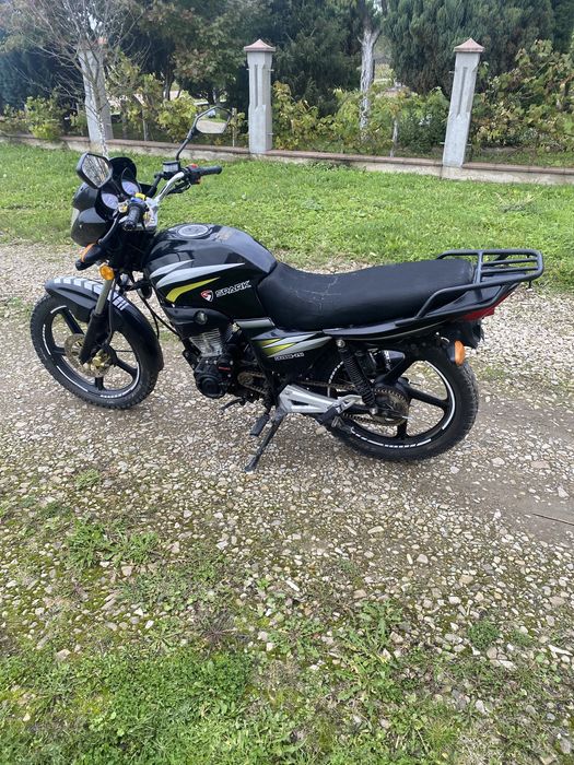 Продам мотоцикл Spark sp200r-25