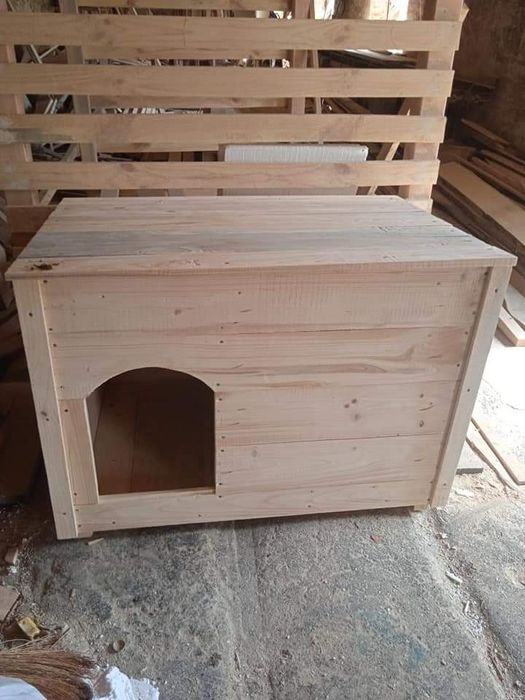 Будки різного розміру. Основне фото -будка велика, утеплена 6000