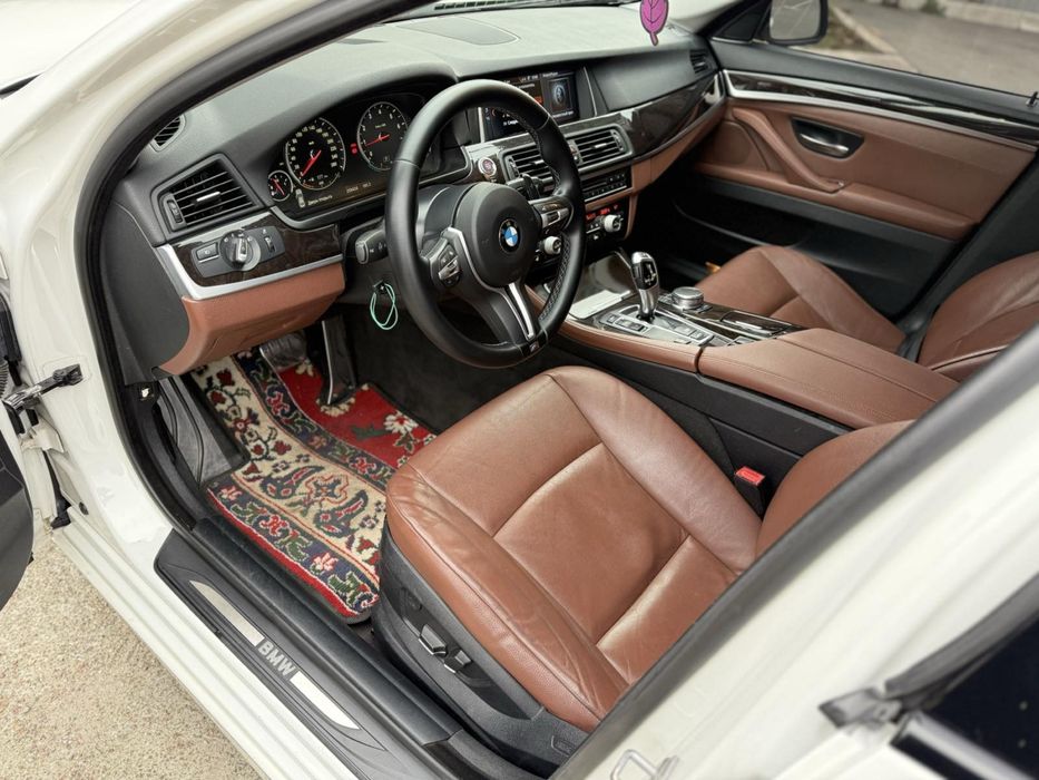 Продам BMW 528i f10 задній привід