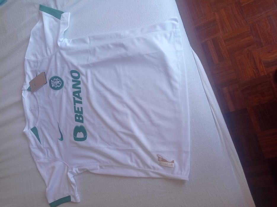 3 Camisolas de Futebol