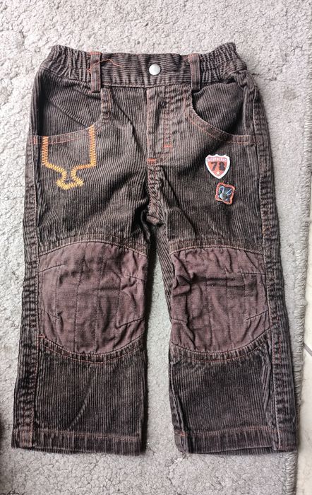 Brązowe spodnie sztruksowe rozm 80/86 early days