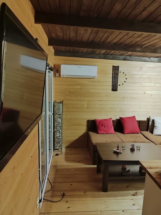 Domek letniskowy nad stawem klimatyzowany zator