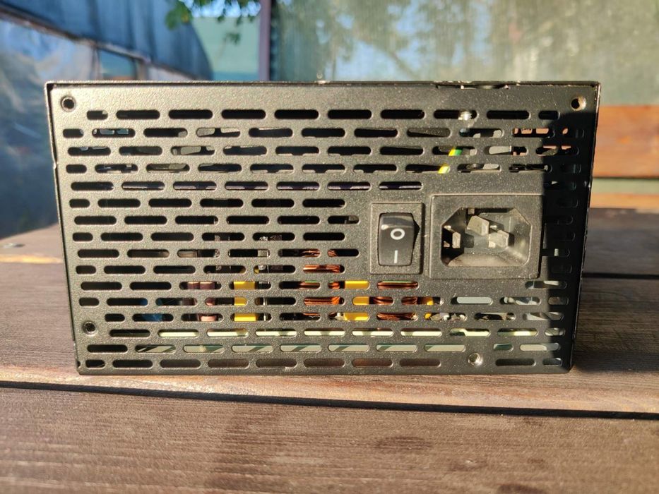 Thermaltake GF 850W Gold Блок питания на пломбе