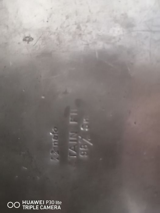 Cigarreira de mesa em estanho