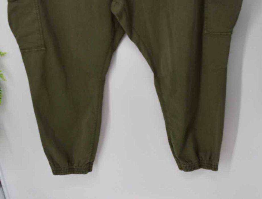 Bojówki męskie C&A 6XL khaki