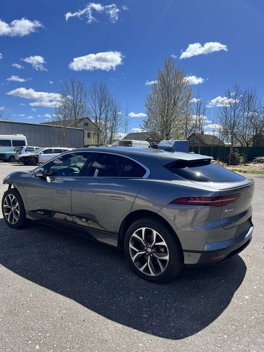 Продам Jaguar i-pace EV 400