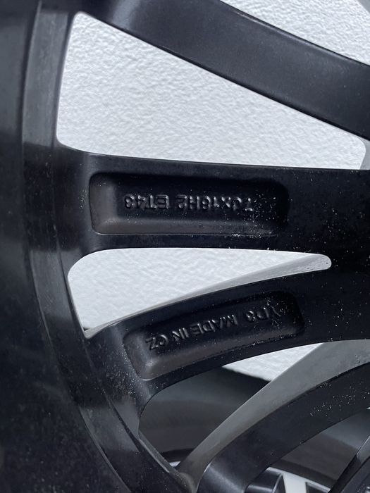 Oryginalne felgi Skoda 18 5x112 ” + opony zimowe Kodiaq/Karoq