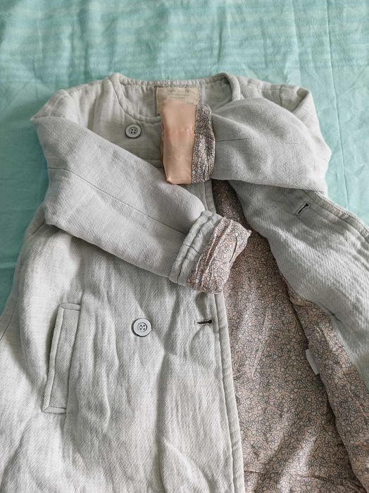 Zara 122 cm elegancka, stylowa kurteczka, miękki materiał, dość ciepła