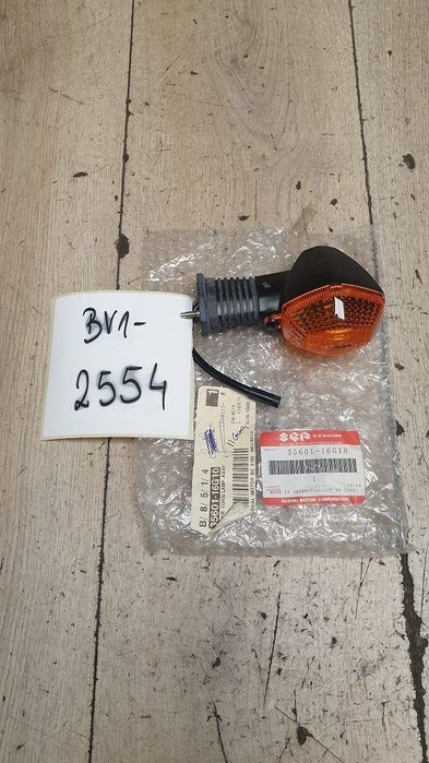 Oryginalny Kierunkowskaz Przedni Prawy Suzuki SV650 / SV1000  35601-16G10