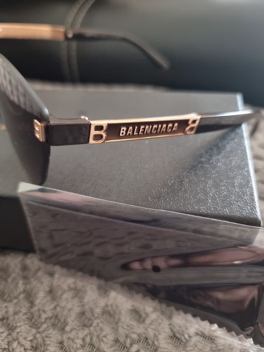 Okulary Balenciaga.