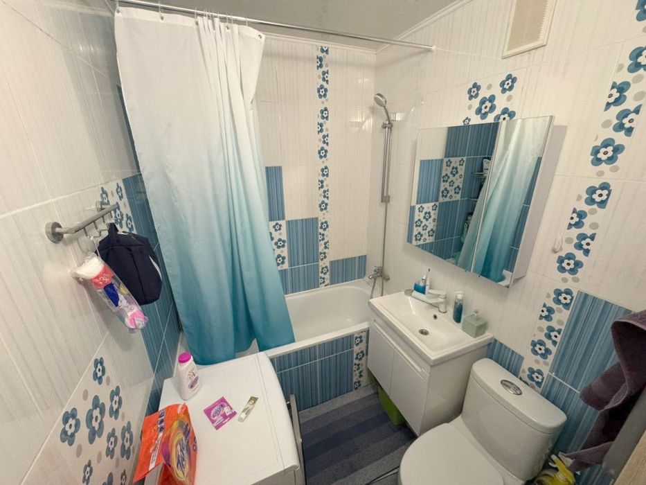 0%! Продам 3-кімн з ремонтом біля метро Позняки Григоренка 28а