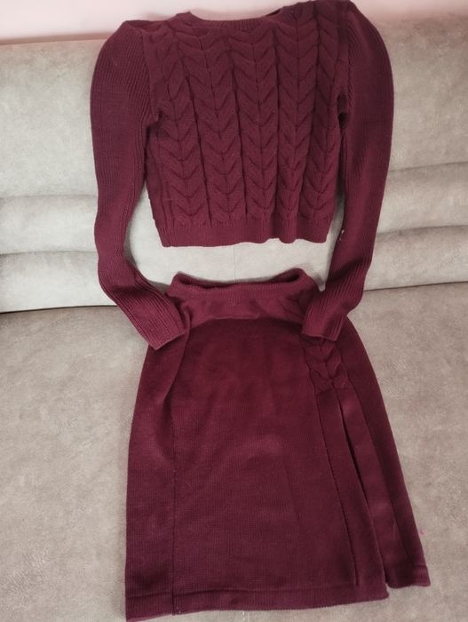 Жіночий теплий костюм