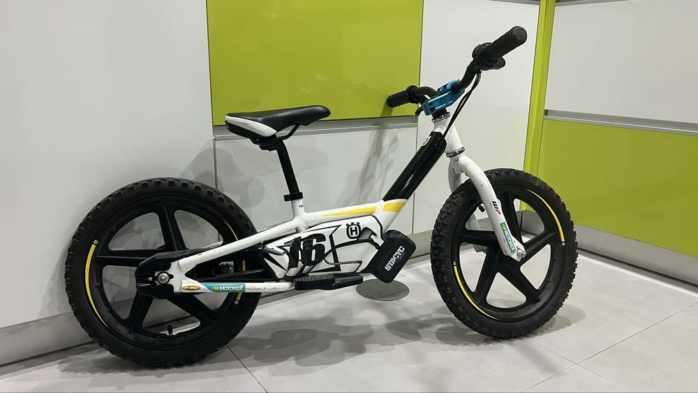 Bicicleta eletrica husqvarna  roda 16