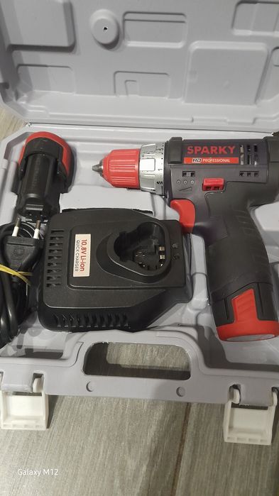 Шуруповер BOSCH 12 V