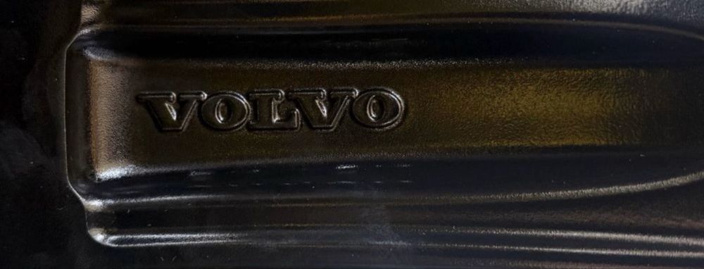 Volvo Alufelgi 18 cali Oryginał 5x108 Fabrycznie Nowe !!!