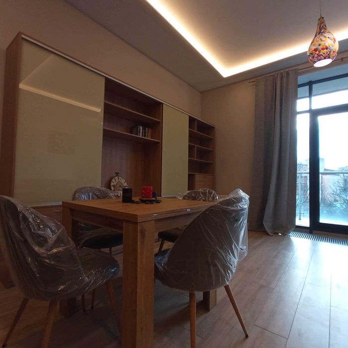 ЖК преміум-класу «Crystal Park»,парк Багряного,М «Шулявська» та «КПІ»