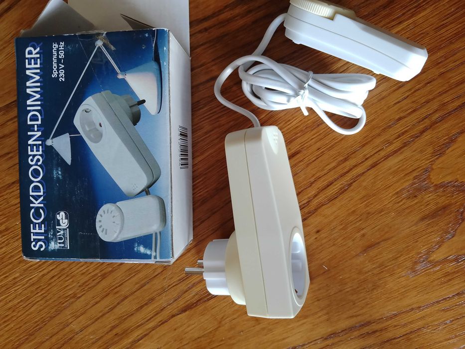 ściemniacz  gniazdowy , adapter