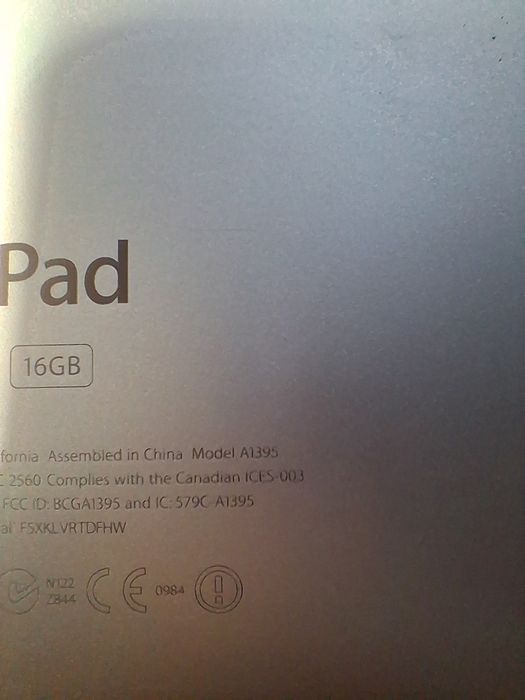 4 планшета IPad, Samsung