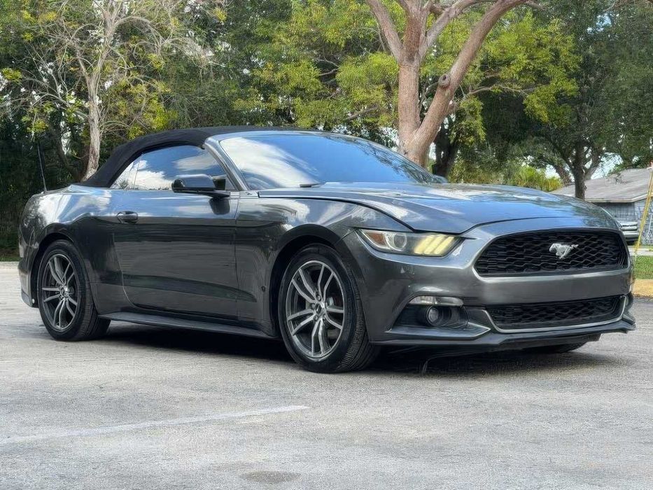 Ford Mustang EcoBoost Premium Convertible      2017