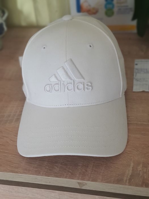 Biała bejsbolówka Adidas czapka z daszkiem Nowa