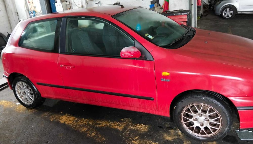 Fiat Bravo para peças