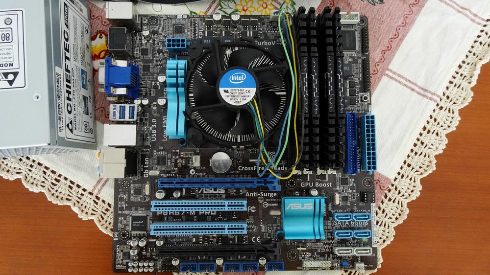 Pc em peças: Intel I5, Board Asus, 12GB Ram, fonte 500W64585346765059121