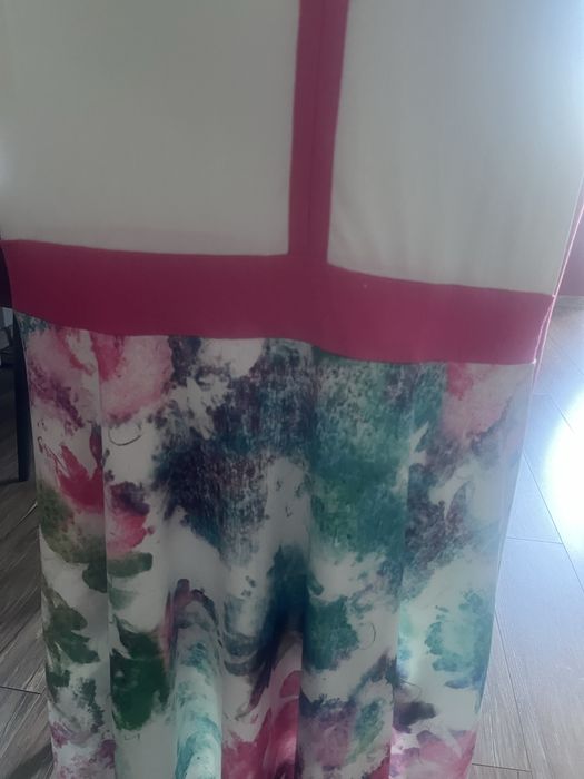 Sukienki damskie 44-46